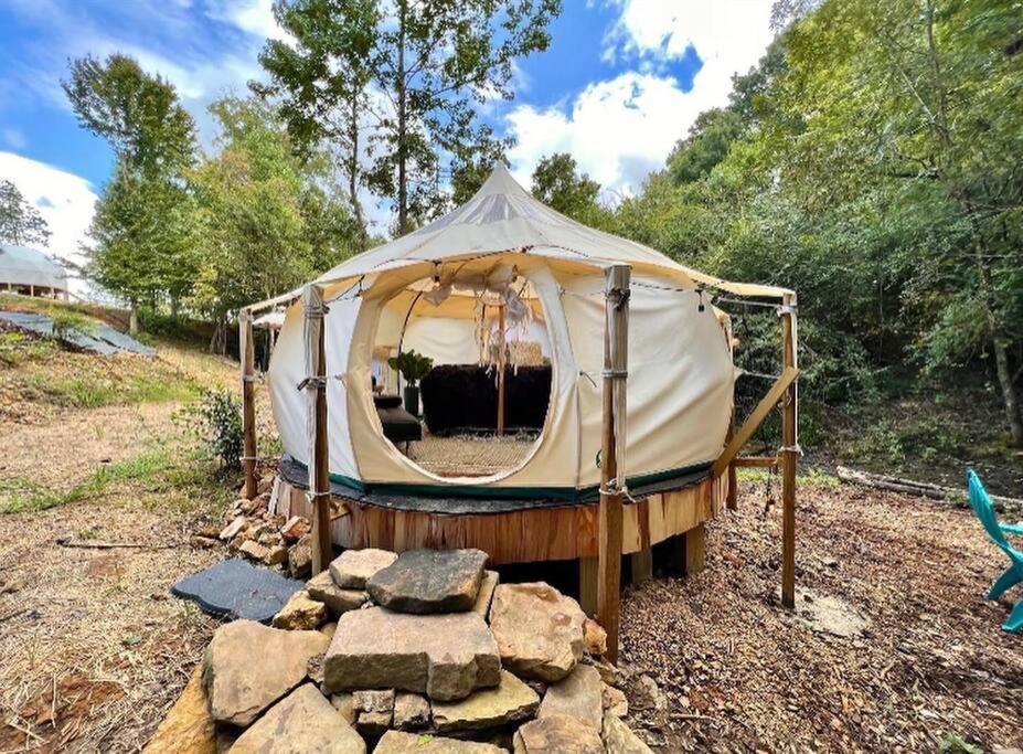 The Pisces-A Stargazing, Luxury Glamping Tent Rogersville ภายนอก รูปภาพ
