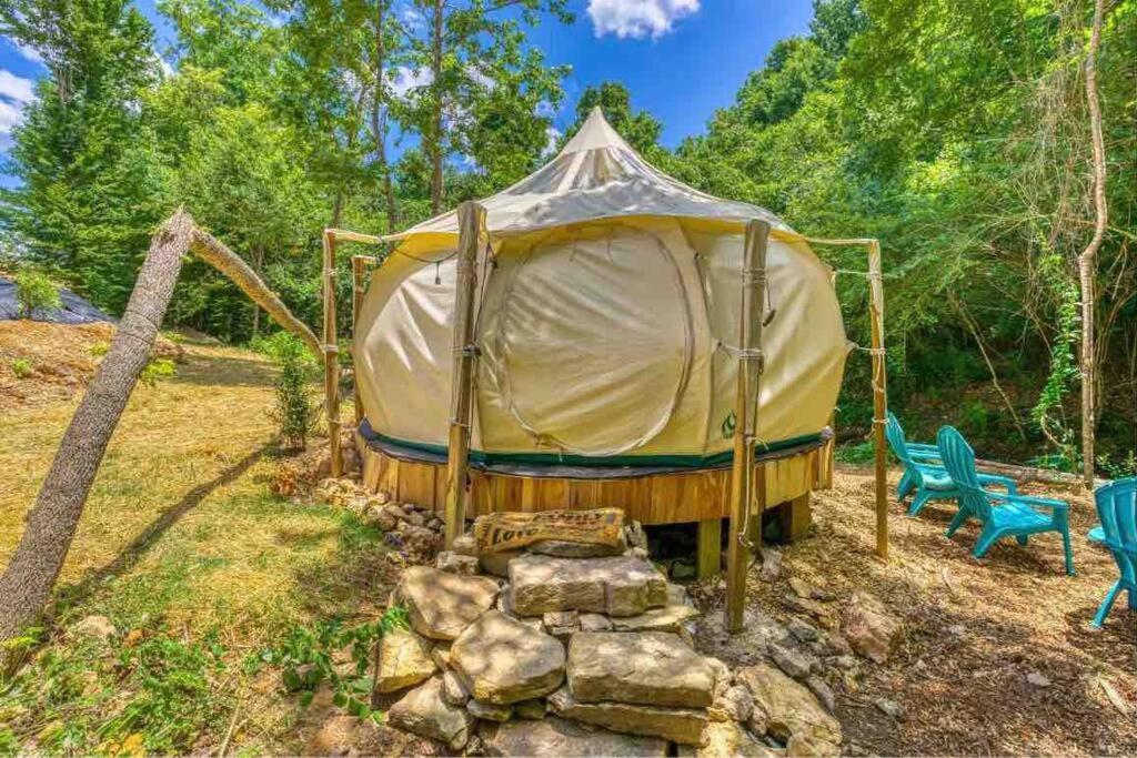 The Pisces-A Stargazing, Luxury Glamping Tent Rogersville ภายนอก รูปภาพ